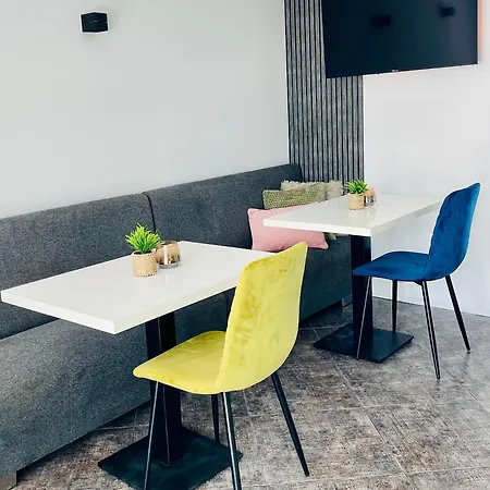 Отель Agata Boutique -adult Only