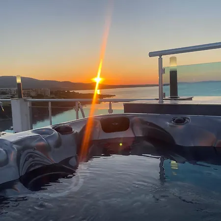 Agata Boutique -adult Only Achtopol